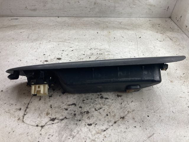 bontott MAZDA MPV Jobb első Ablakemelő Kapcsoló