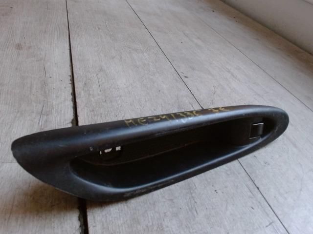 bontott MAZDA MPV Jobb első Ablakemelő Kapcsoló