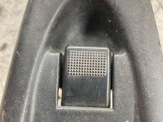 bontott MAZDA MPV Jobb első Ablakemelő Kapcsoló