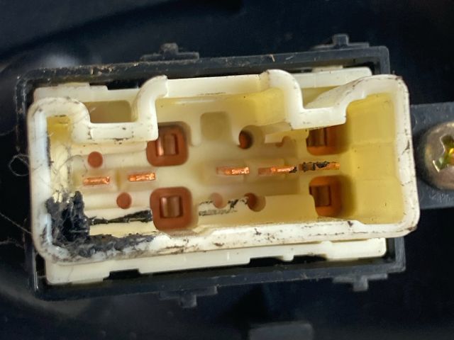 bontott MAZDA MPV Jobb első Ablakemelő Kapcsoló