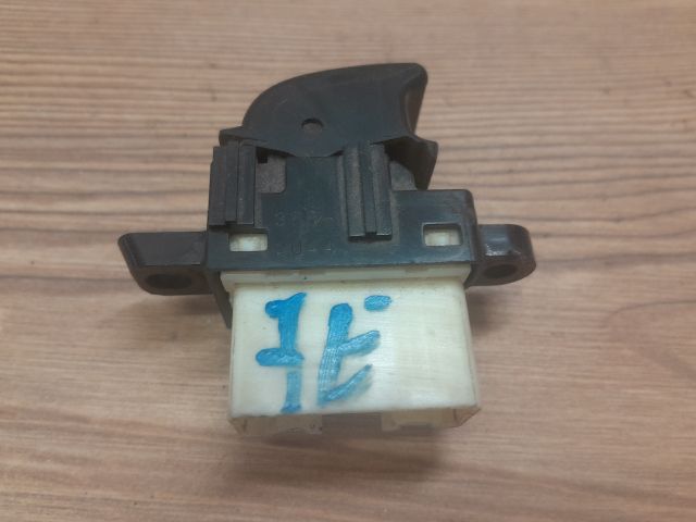 bontott MAZDA MPV Jobb első Ablakemelő Kapcsoló