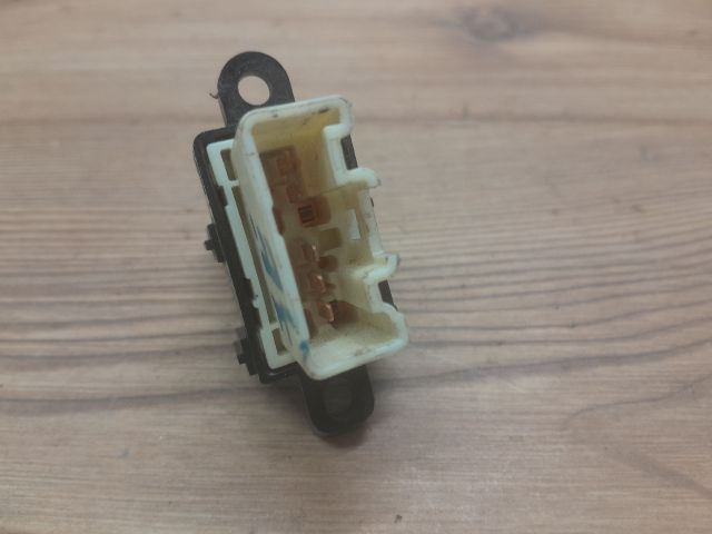 bontott MAZDA MPV Jobb első Ablakemelő Kapcsoló