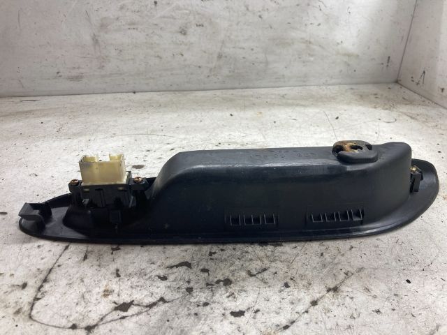 bontott MAZDA MPV Jobb első Ablakemelő Kapcsoló