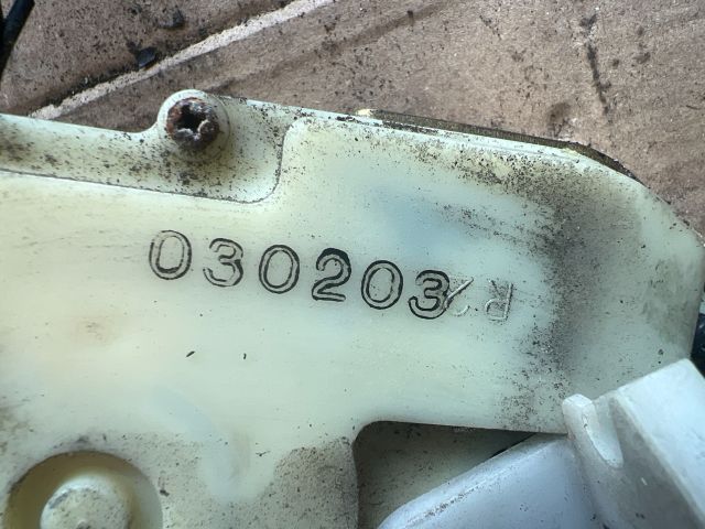 bontott MAZDA MPV Jobb első Ajtózár