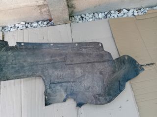 bontott MAZDA MPV Jobb első Dobbetét (Kerékjárati, Műanyag)