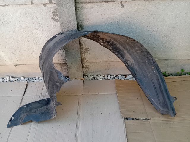 bontott MAZDA MPV Jobb első Dobbetét (Kerékjárati, Műanyag)