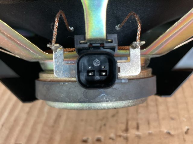 bontott MAZDA MPV Jobb első Hangszóró