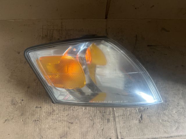 bontott MAZDA MPV Jobb első Irányjelző