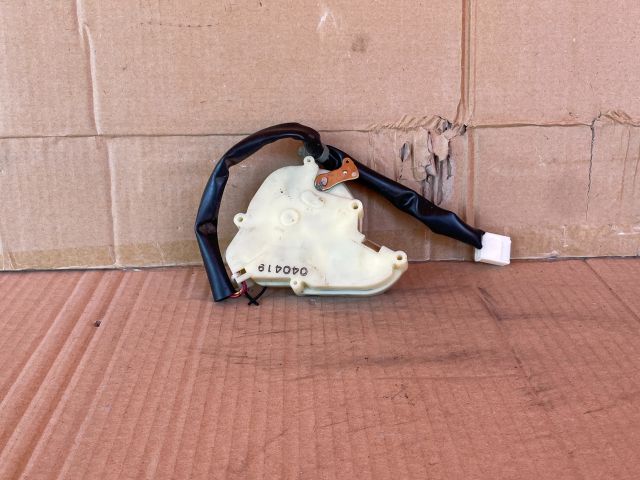 bontott MAZDA MPV Jobb első Központizár Motor