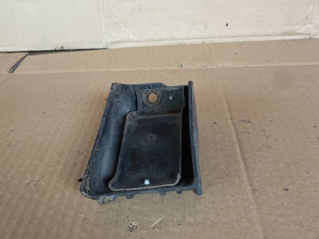 bontott MAZDA MPV Jobb első Lökhárító Tartó (Műanyag)