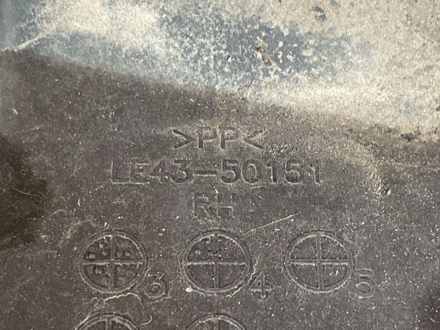 bontott MAZDA MPV Jobb első Lökhárító Tartó (Műanyag)