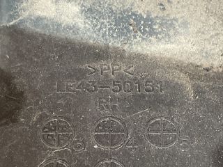 bontott MAZDA MPV Jobb első Lökhárító Tartó (Műanyag)