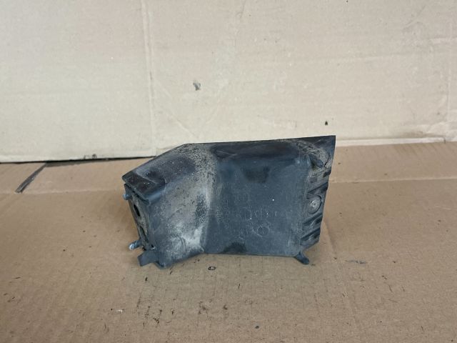 bontott MAZDA MPV Jobb első Lökhárító Tartó (Műanyag)