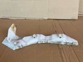 bontott MAZDA MPV Jobb első Oldal Lökhárító Tartó (Műanyag)