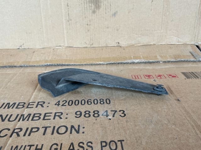 bontott MAZDA MPV Jobb első Sárvédő Gumi