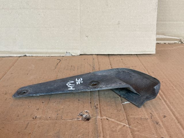 bontott MAZDA MPV Jobb első Sárvédő Gumi