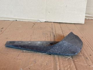 bontott MAZDA MPV Jobb első Sárvédő Gumi