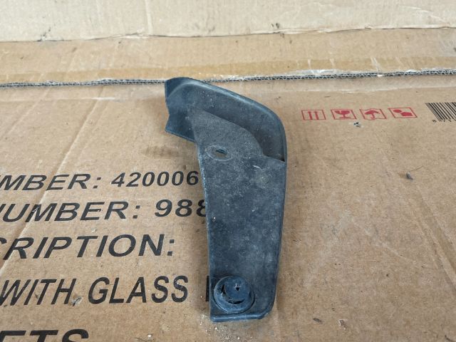 bontott MAZDA MPV Jobb első Sárvédő Gumi