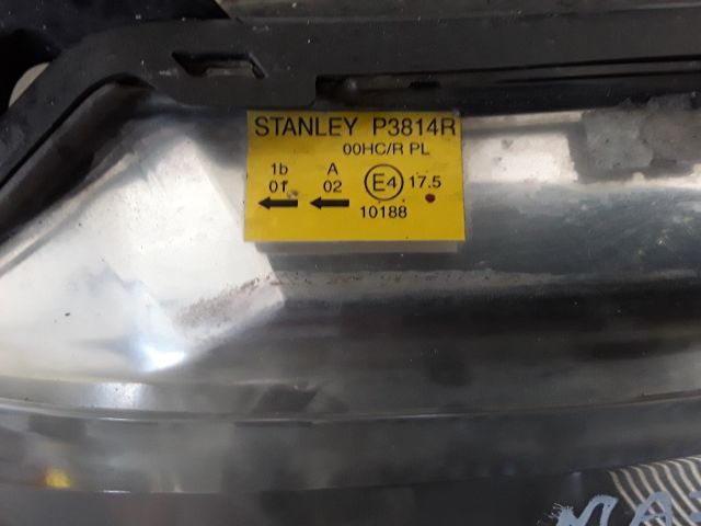 bontott MAZDA MPV Jobb Fényszóró