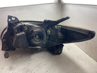 bontott MAZDA MPV Jobb Fényszóró