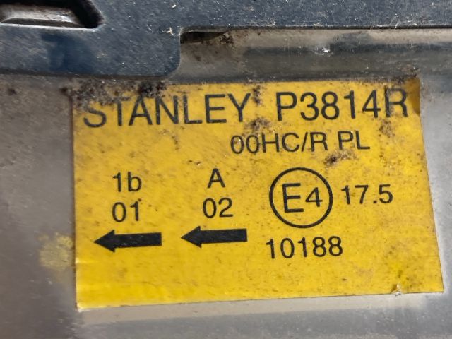 bontott MAZDA MPV Jobb Fényszóró