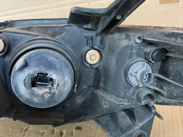 bontott MAZDA MPV Jobb Fényszóró