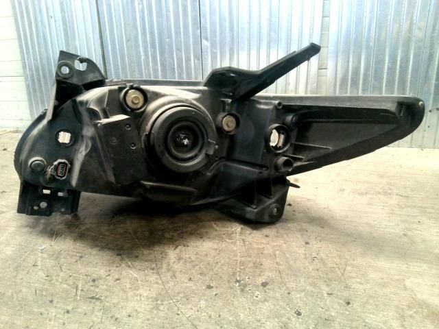 bontott MAZDA MPV Jobb Fényszóró