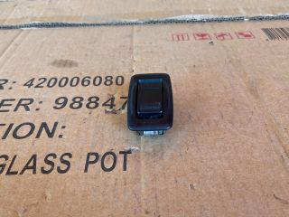 bontott MAZDA MPV Jobb hátsó Ablakemelő Kapcsoló