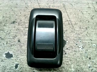 bontott MAZDA MPV Jobb hátsó Ablakemelő Kapcsoló