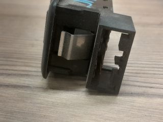 bontott MAZDA MPV Jobb hátsó Ablakemelő Kapcsoló