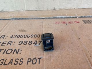 bontott MAZDA MPV Jobb hátsó Ablakemelő Kapcsoló