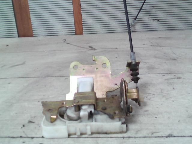 bontott MAZDA MPV Jobb hátsó Ajtózár