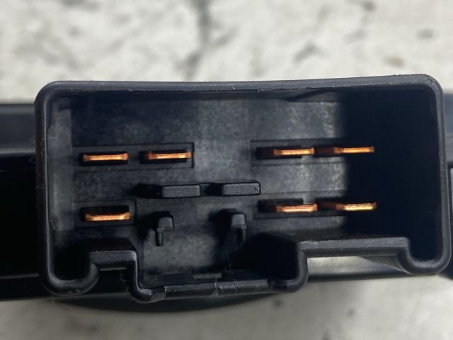 bontott MAZDA MPV Klíma Kapcsoló