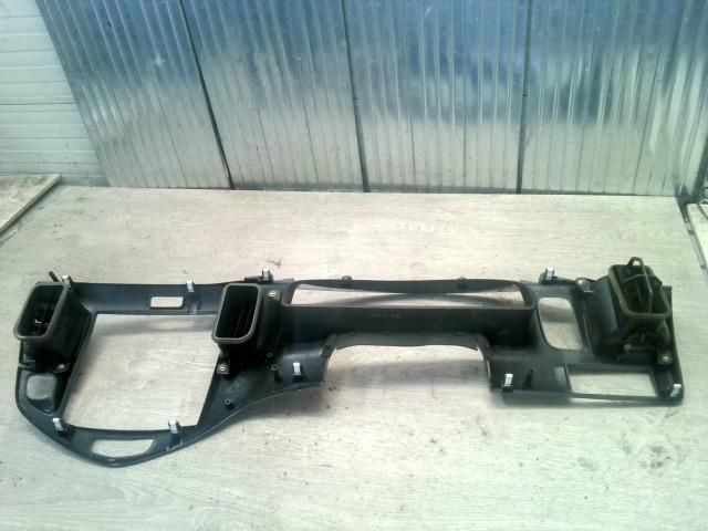 bontott MAZDA MPV Középkonzol Keret