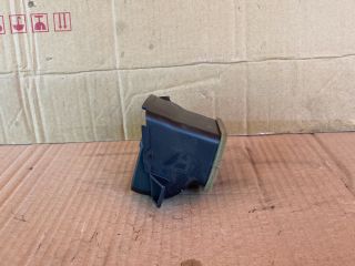 bontott MAZDA MPV Középső Jobb Szellőző