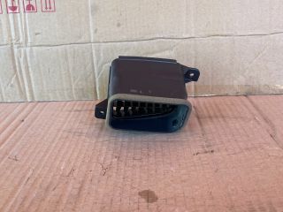 bontott MAZDA MPV Középső Jobb Szellőző