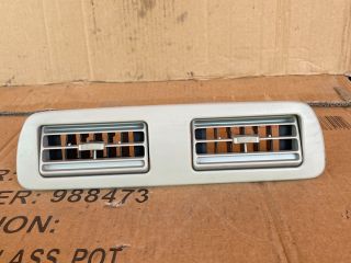 bontott MAZDA MPV Középső Szellőző