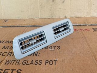 bontott MAZDA MPV Középső Szellőző