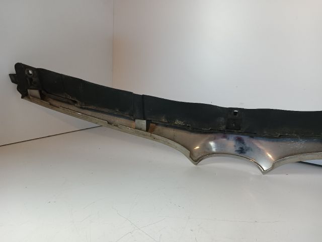 bontott MAZDA MPV Motorháztető Díszléc Első