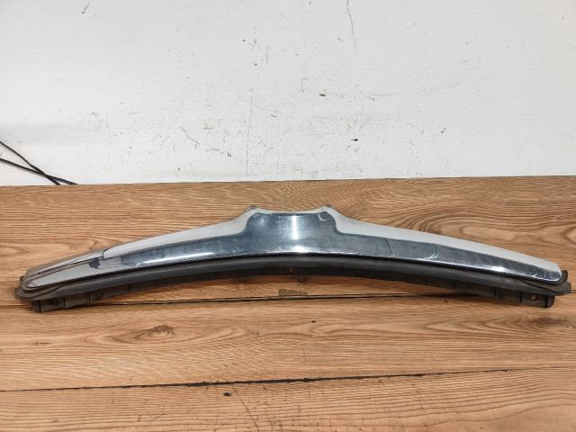 bontott MAZDA MPV Motorháztető Díszléc Első