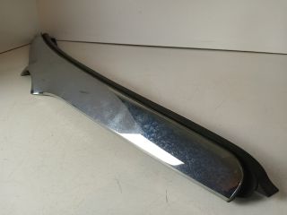 bontott MAZDA MPV Motorháztető Díszléc Első