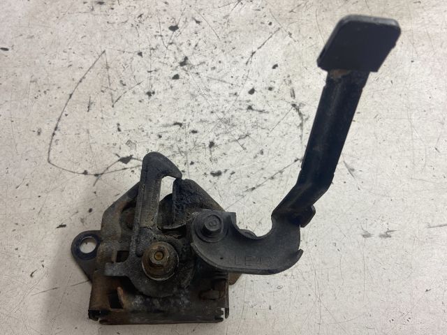 bontott MAZDA MPV Motorháztető Zárszerkezet