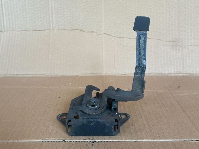 bontott MAZDA MPV Motorháztető Zárszerkezet