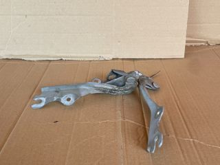 bontott MAZDA MPV Motorháztető Zsanér Pár