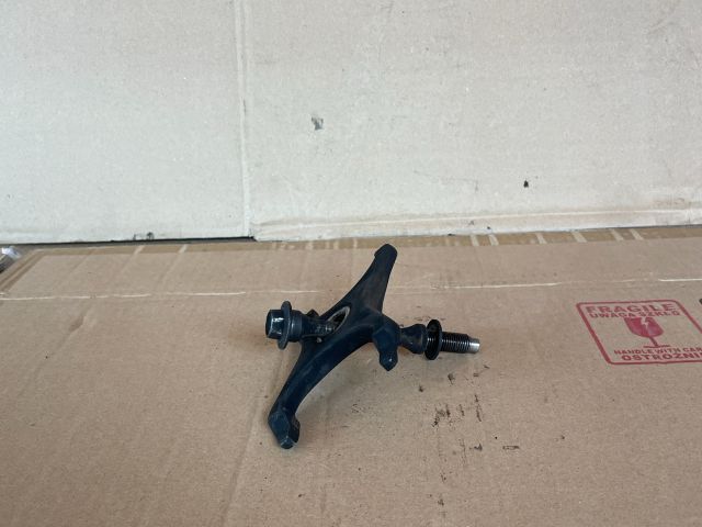 bontott MAZDA MPV Porlasztó Lefogató