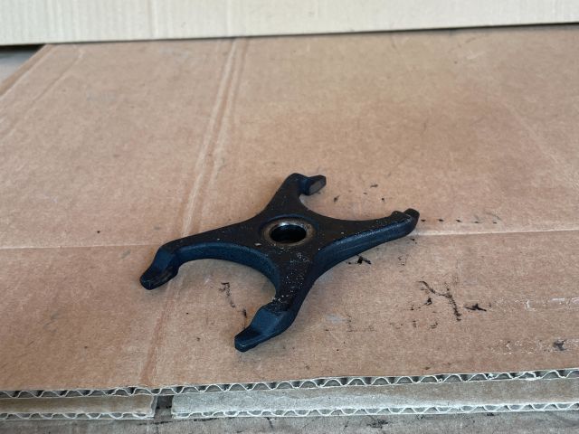 bontott MAZDA MPV Porlasztó Lefogató