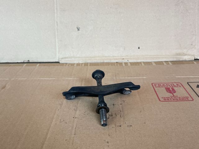 bontott MAZDA MPV Porlasztó Lefogató