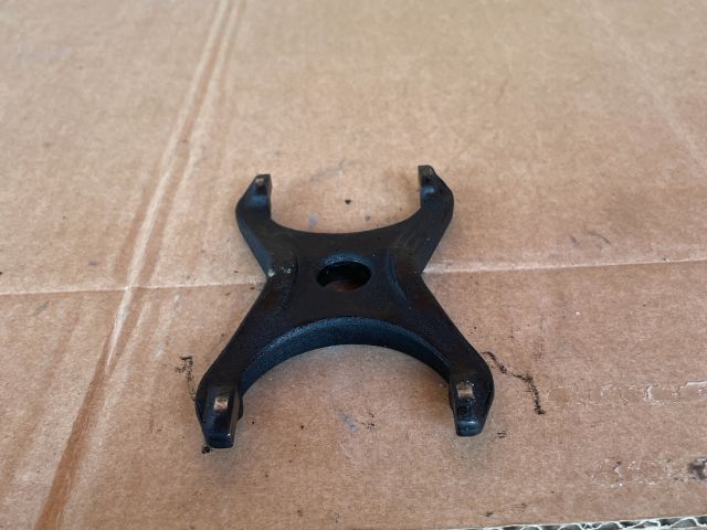 bontott MAZDA MPV Porlasztó Lefogató