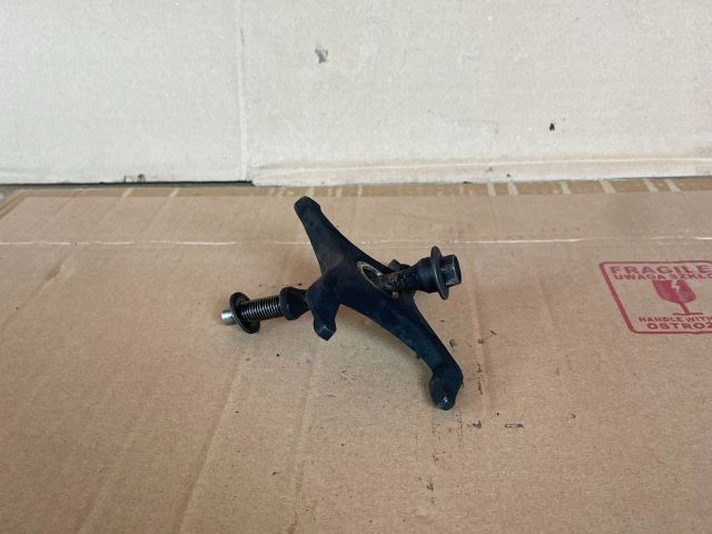 bontott MAZDA MPV Porlasztó Lefogató