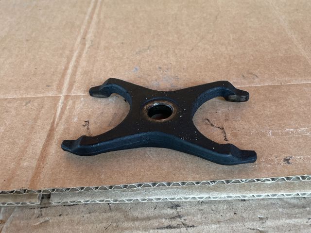 bontott MAZDA MPV Porlasztó Lefogató